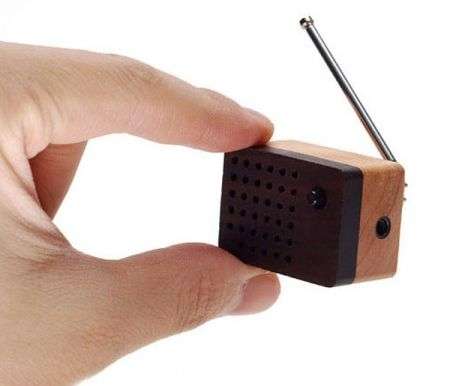 Motz wooden FM radio
