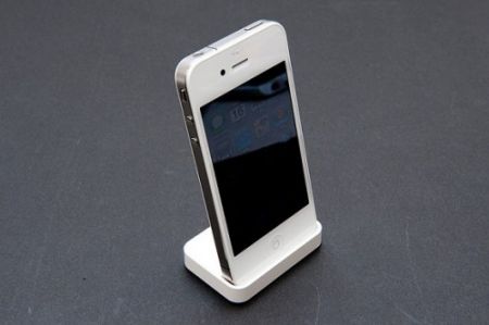 white iphone 4