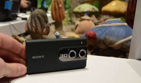 Sony 3D Bloggie Touch