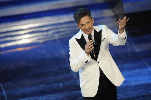 fiorello twitter cancellazione