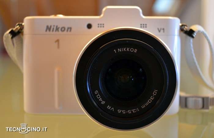 Nikon V1 recensione