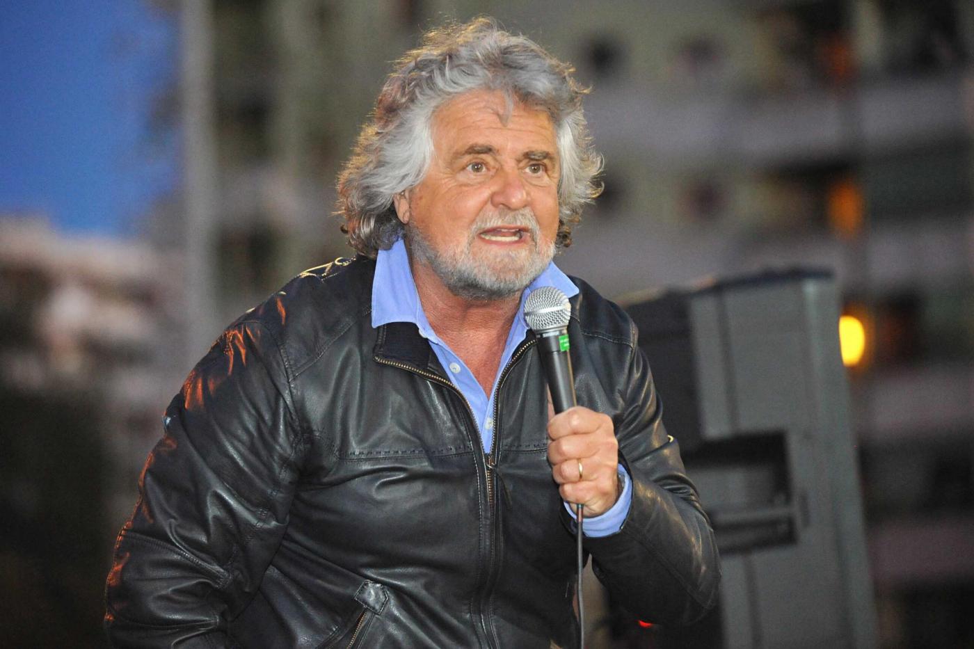 Beppe Grillo chiude la campagna elettorale per il candidato sindaco del Movimento 5 Stelle Matteo Afker