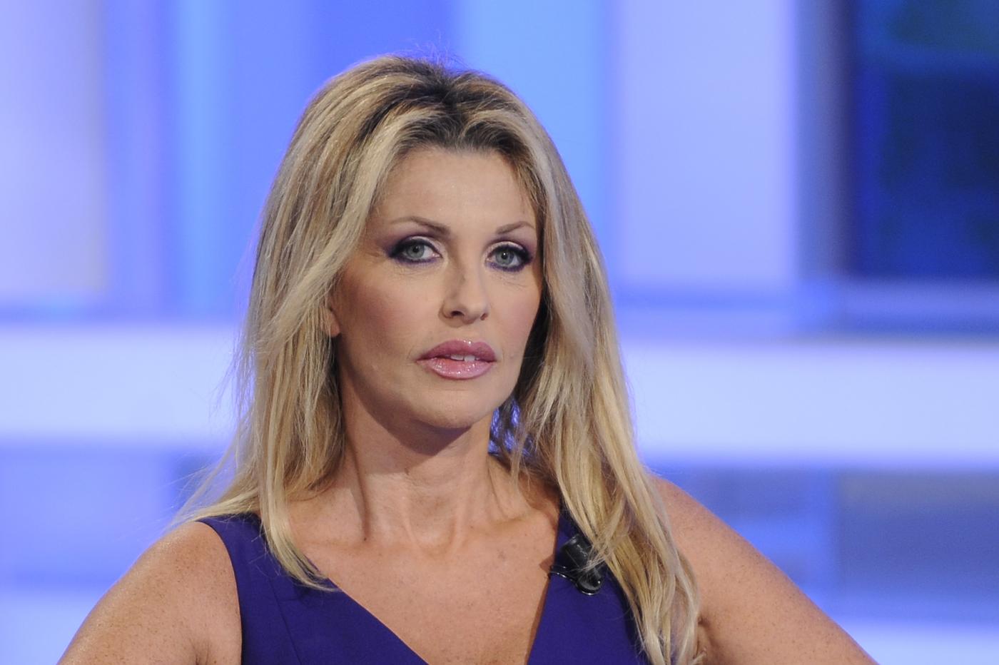 paola ferrari querela twitter