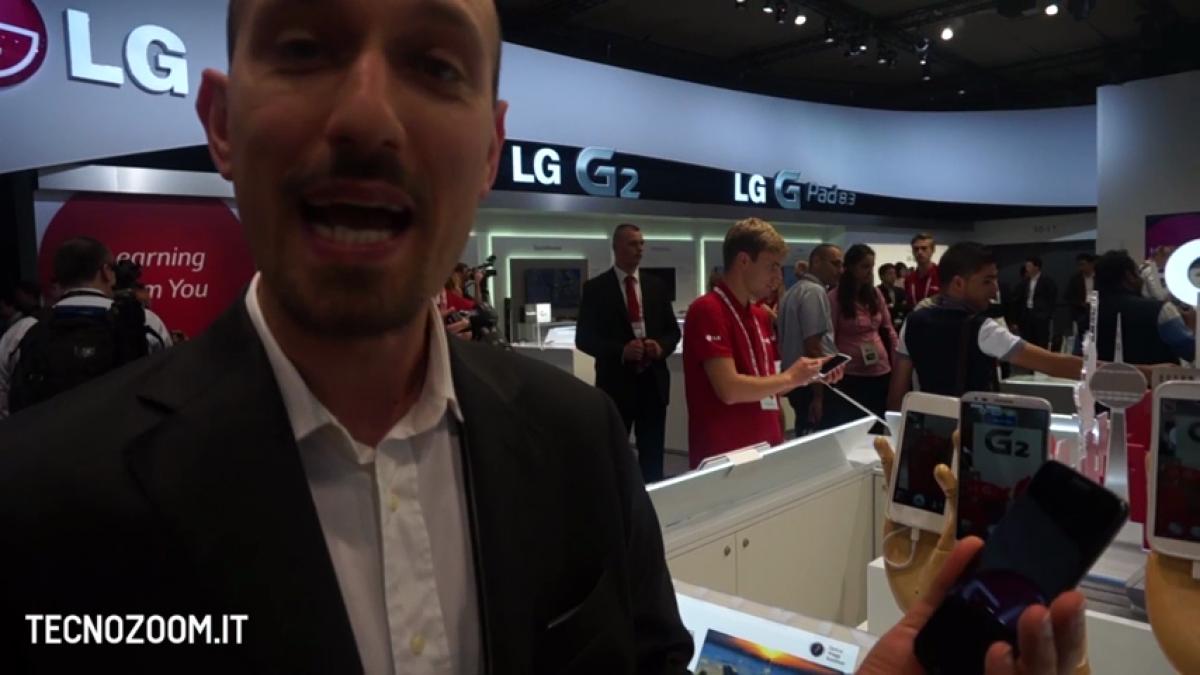 LG G2 prezzo e aggiornamento a Android 4.4 KitKat FOTO038VIDEO