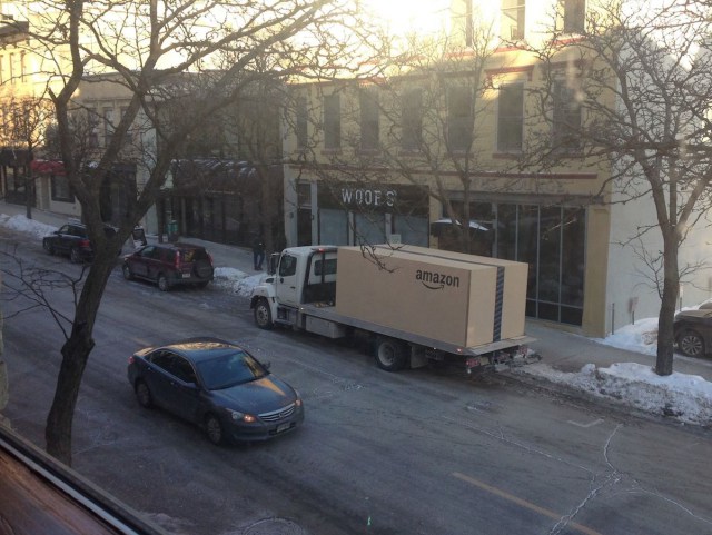 Amazon pacco gigante