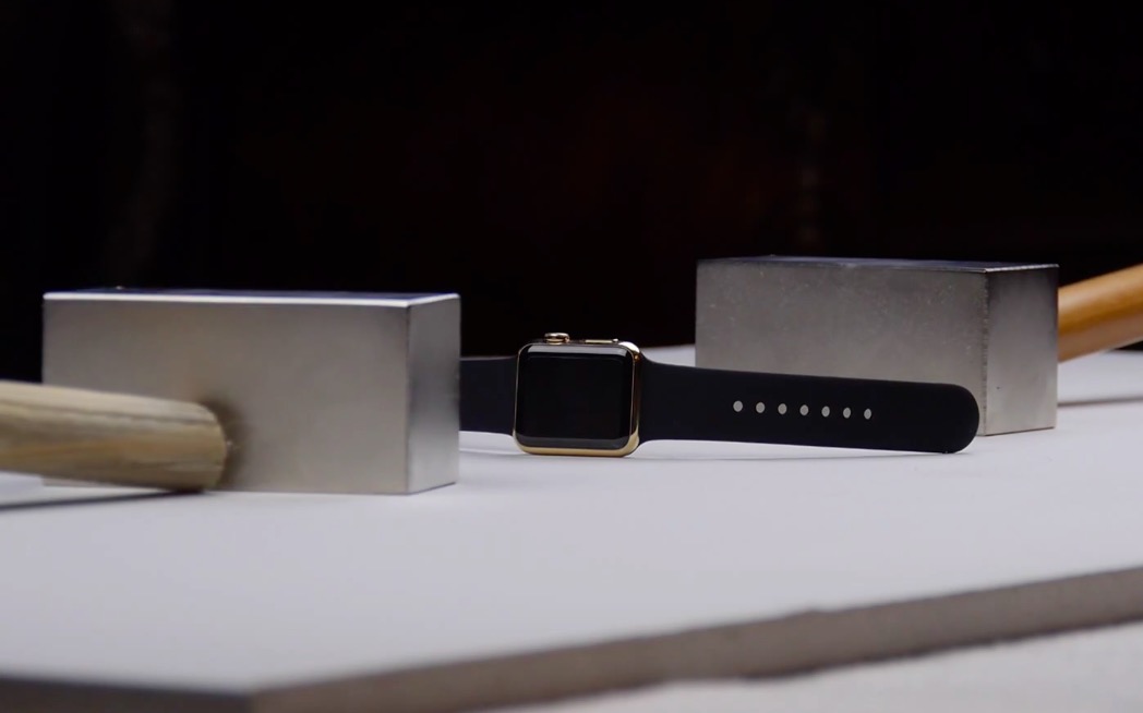 Apple Watch tra due magneti al neodimio