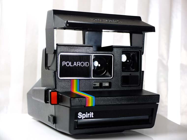 polaroid 600 rainbow