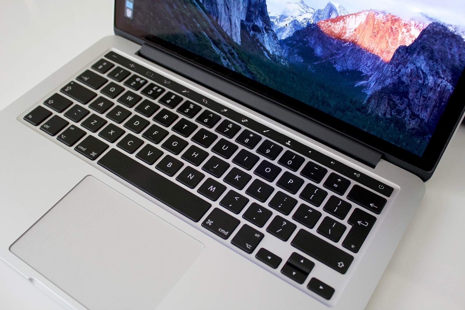 MacBook Pro 2016 trackpad
