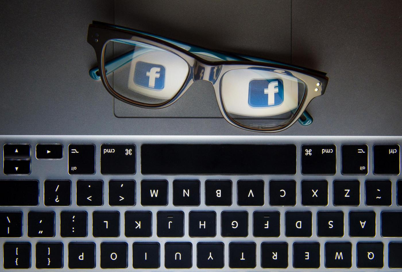 Social workers should use Facebook when searching for missing parents says judge
