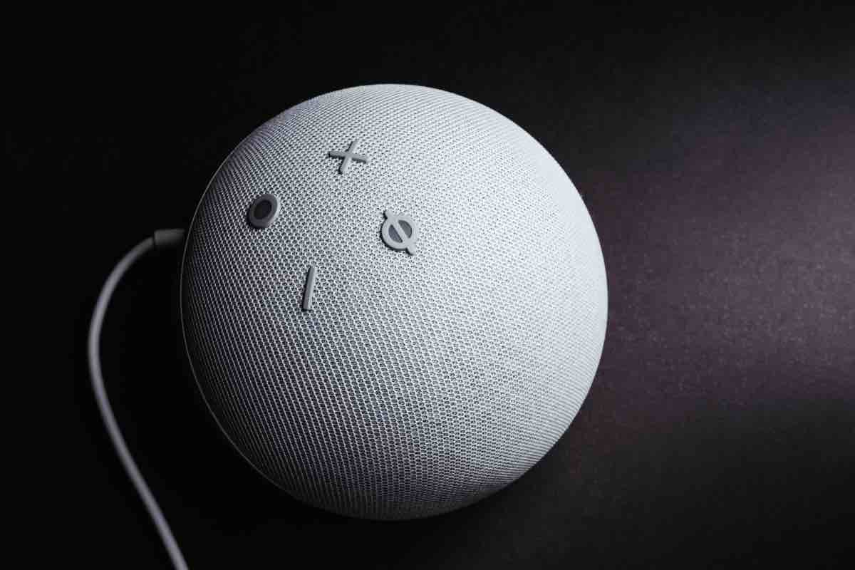 Approfittate ora del super sconto su Amazon per l'Echo Dot